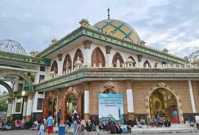 Makam Syaikhona Kholil Bangkalan: Jejak Guru Para Ulama Besar