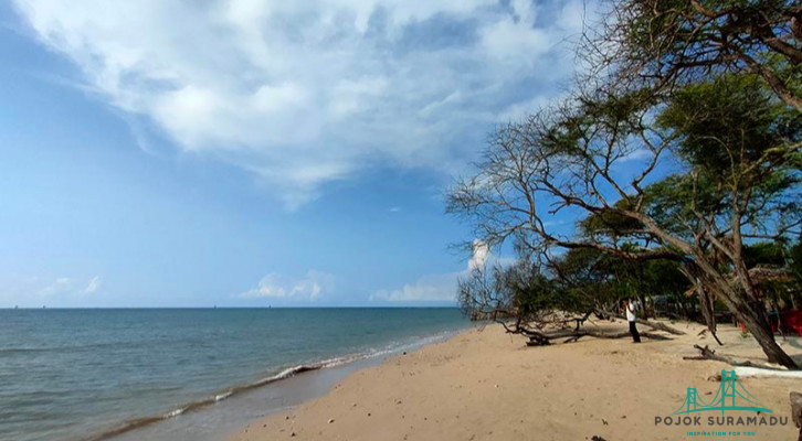 pantai Tengket Maneron Sepulu Bangkalan