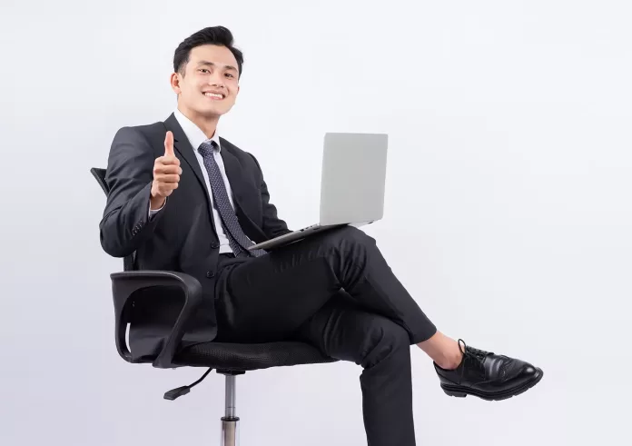 Apa itu CEO Founder? Tugas dan Tanggung Jawab Peran CEO
