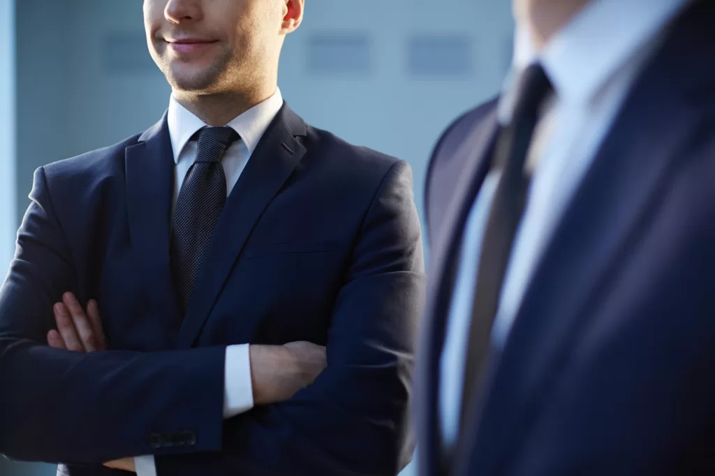 Perbedaan CEO, Founder, dan Direktur Utama