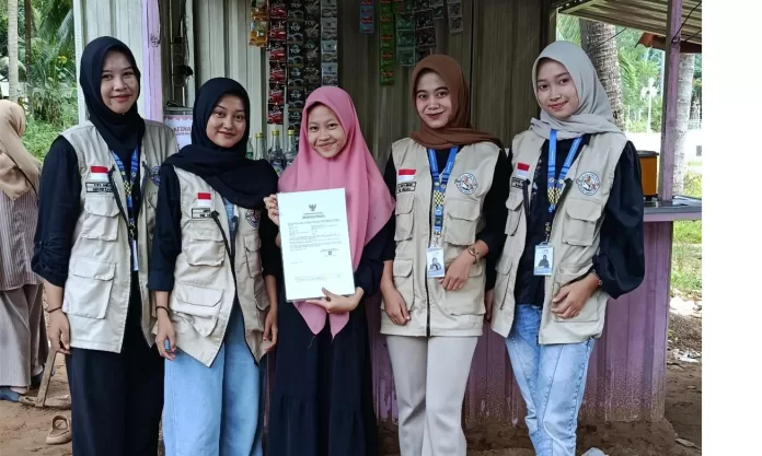 Mahasiswa KKN 12