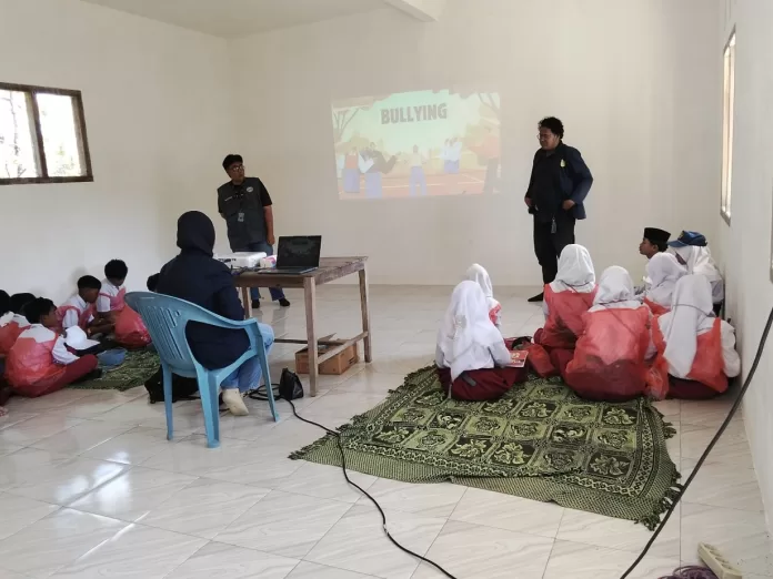 Sosialisasi Edukasi Gadget dan Kampanye Stop Bulliying