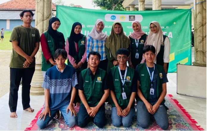 UMKM Desa Planggiran Go Digital: E-commerce dan Medsos Jadi Kunci Pemasaran Baru
