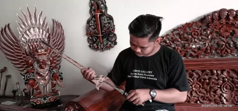 Toni, Pemuda 23 Tahun yang Menjadi Empu Muda