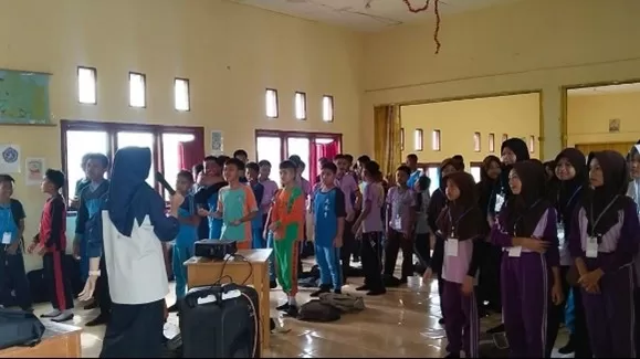 Mahasiswa KKN UIN STS Jambi 