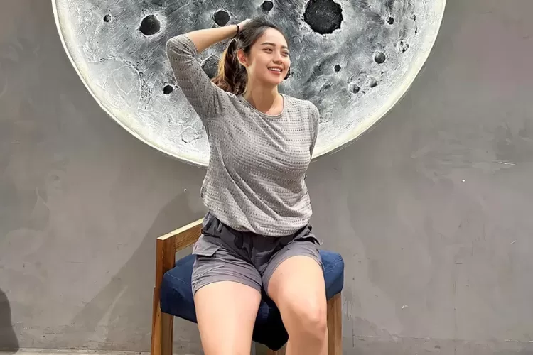 Biodata Singkat Silvi Kumalasari