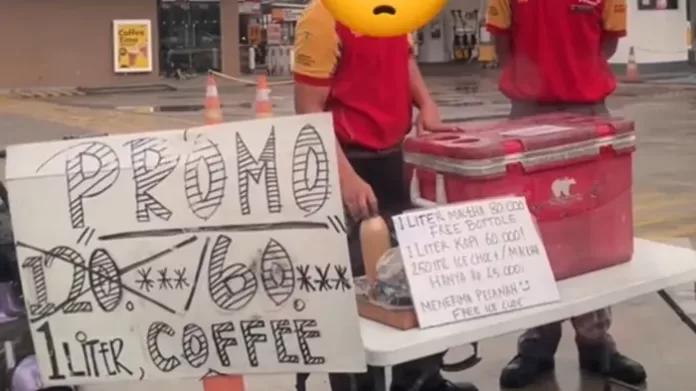 Karyawan Shell Jualan Es Kopi di Pinggir Jalan, Netizen Kritisi Pemerintah