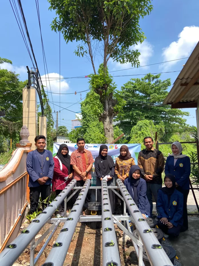 GreenSkill SLB: Penerapan Budikdamber sebagai Model Vokasional Ramah Lingkungan untuk Siswa Berkebutuhan Khusus di Bangkalan