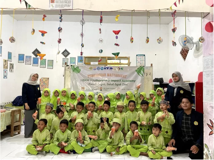 Pengabdian Masyarakat Youthpreneur Impact Academy (YIA) 2025: Start-up FitFood Mengedukasi Anak TK Melalui Program Kenali Sayur, Sehat Sejak Dini